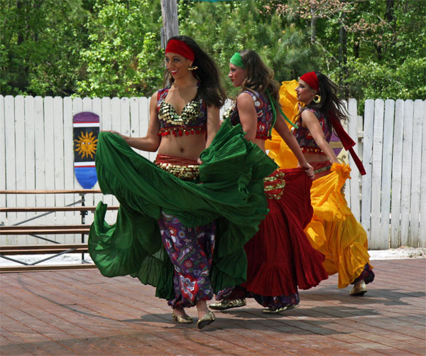 SuSu Gypsy Skirt Dance